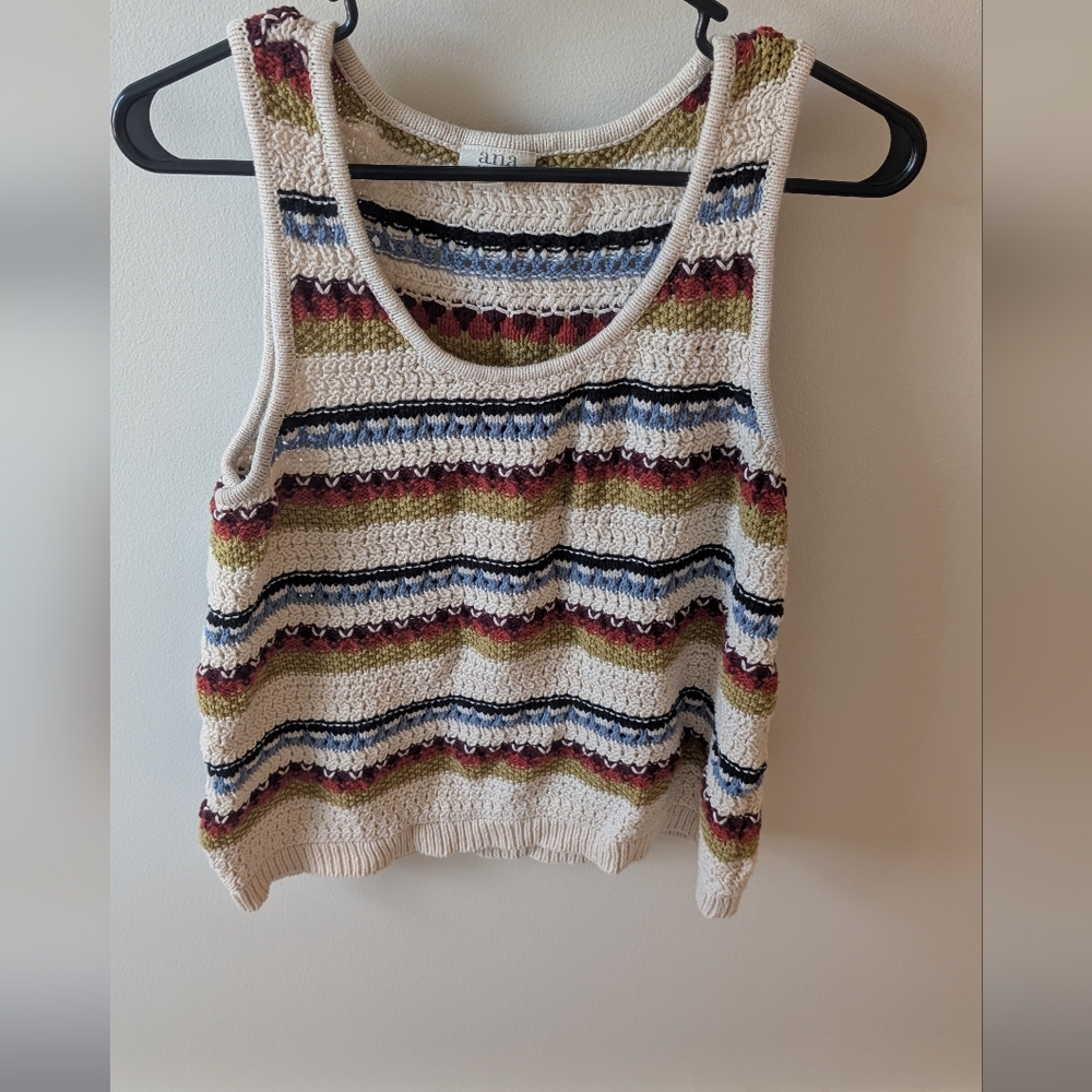 A.n.a Womens colorful striped knit sweater tank top. Scoop neckline. Size Large